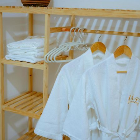 La Homestay Long Xuyên Екстериор снимка