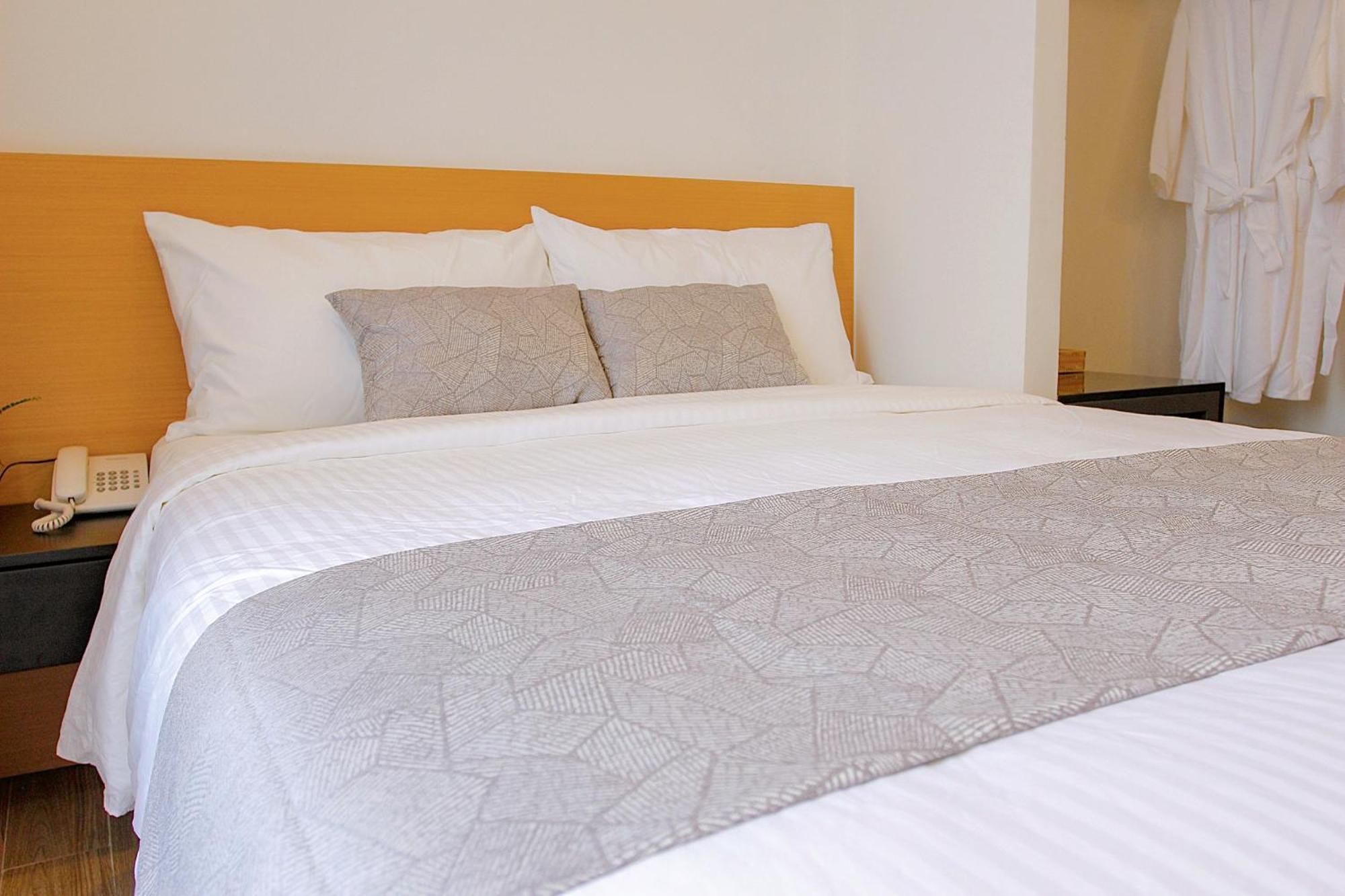 La Homestay Long Xuyên Екстериор снимка