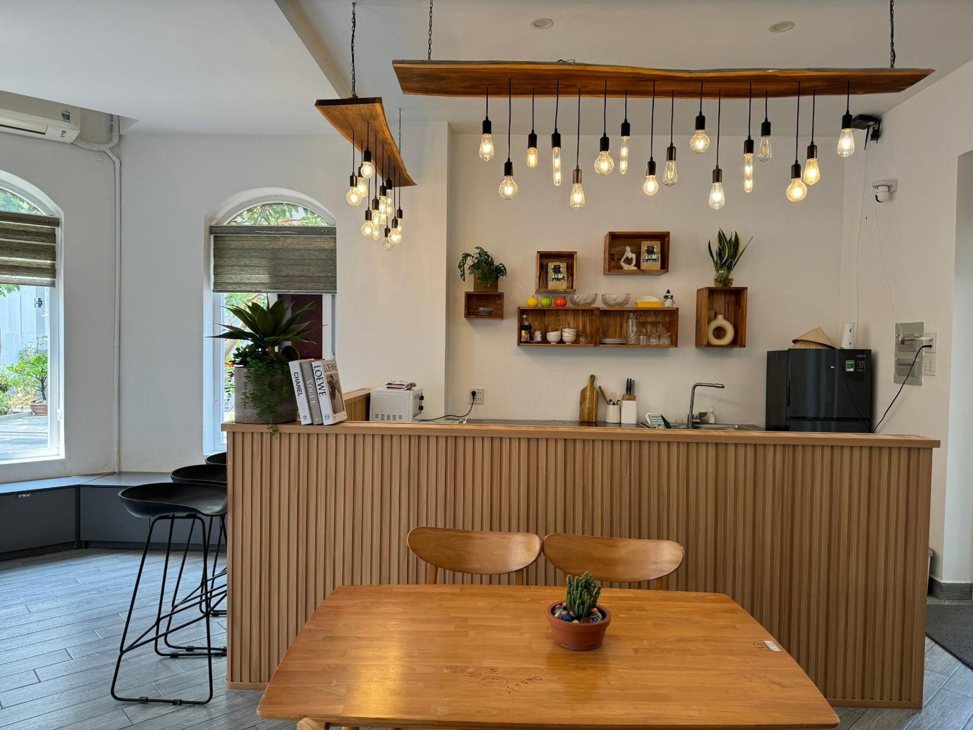 La Homestay Long Xuyên Екстериор снимка